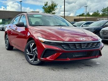 2025 Hyundai Elantra SEL Sport 4 Door I4 Engine Car Automatic (CVT) FWD