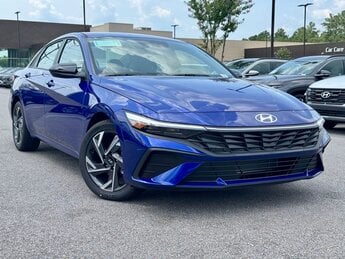 2025 Intense Blue Hyundai Elantra SEL Sport I4 Engine FWD Automatic (CVT) Car