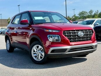 2025 Ultimate Red Hyundai Venue SE SUV Automatic (CVT) I4 Engine 4 Door