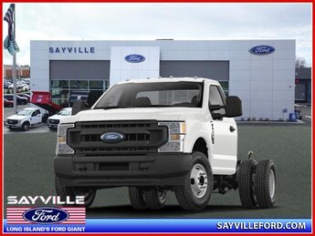2025 Oxford White Ford Super Duty F-350 DRW XL 4WD Reg Cab 145 WB 60 CA 2 Door Truck Automatic