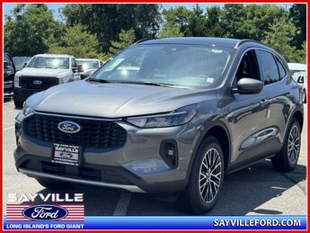2025 Carbonized Gray Metallic Ford Escape PHEV FWD Automatic
