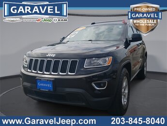 2015 Brilliant Black Crystal Pearlcoat Jeep Grand Cherokee Laredo 4 Door 4X4 Automatic