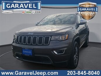 2017 Granite Crystal Metallic Clearcoat Jeep Grand Cherokee Limited Automatic SUV 4X4 3.6L V6 24V VVT Engine 4 Door