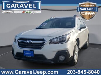 2018 Subaru Outback 2.5i Premium SUV Automatic (CVT) 2.5L 4-Cylinder DOHC 16V Engine 4 Door