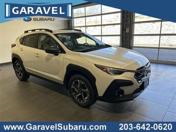 2025 Crystal White Pearl Subaru Crosstrek Premium 2.5L 4-Cylinder DOHC 16V Engine AWD Automatic (CVT) 4 Door SUV