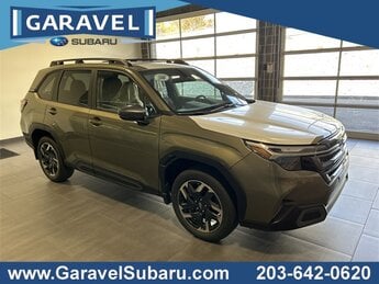 2025 Autumn Green Metallic Subaru Forester Limited AWD 2.5L 4-Cylinder DOHC 16V Engine Automatic (CVT) 4 Door SUV