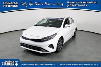 2024 Snow White Pearl Kia Forte LXS Sedan Automatic (CVT) 4 Door