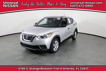 2020 Brilliant Silver Metallic Nissan Kicks S 1.6L 4-Cylinder DOHC 16V Engine Automatic (CVT) FWD