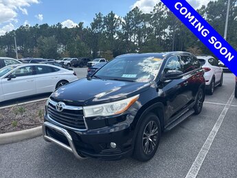 2016 Toyota Highlander XLE AWD SUV Automatic