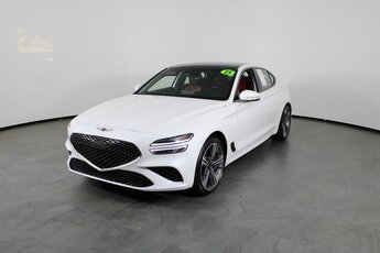 2025 Uyuni White Genesis G70 2.5T Automatic AWD Sedan 4 Door I4 Engine