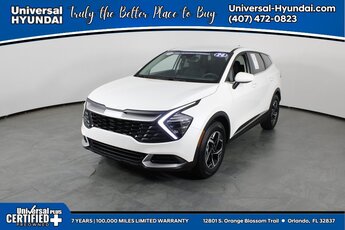2024 Snow White Pearl Kia Sportage LX I4 Engine 4 Door SUV FWD Automatic